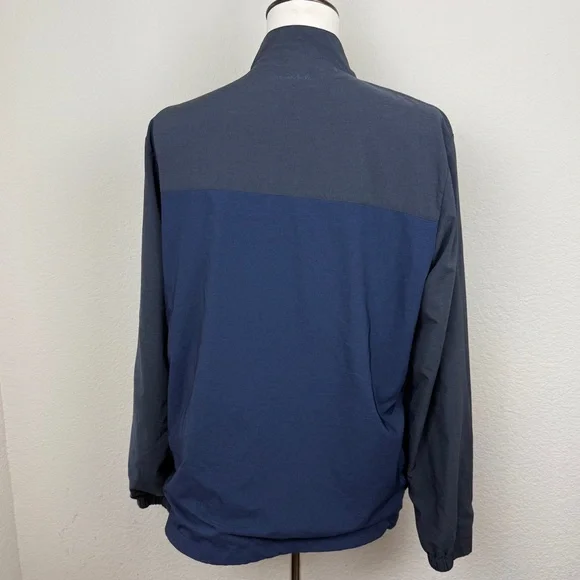 Travis Mathew Future Primitive Golf Jacket
Men’s XL | Navy and Black - Picture 7 of 12